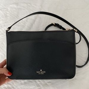 Kate Spade Adel Leather Crossbody ✨EUC✨